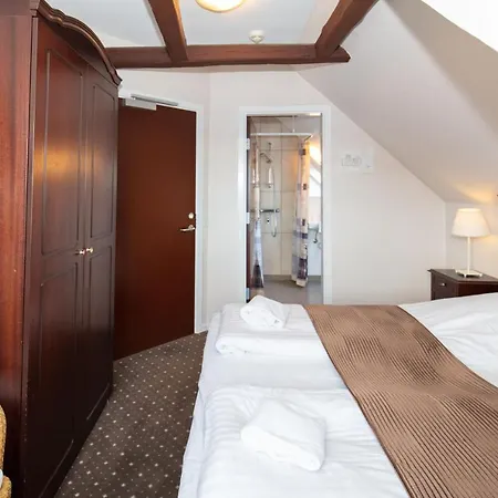 Foldens Hotel