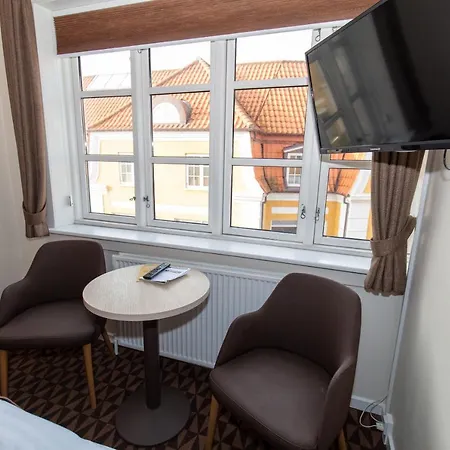 Foldens Hotel