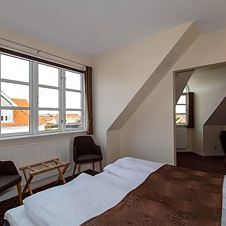 Foldens Hotel 3*