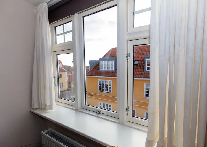 Ξενοδοχείο Foldens 3*